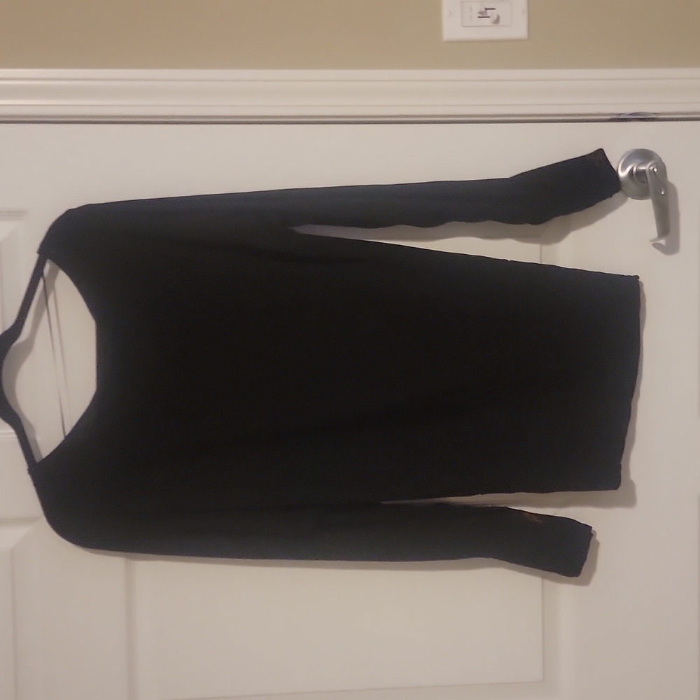 Flowly Black Shirt